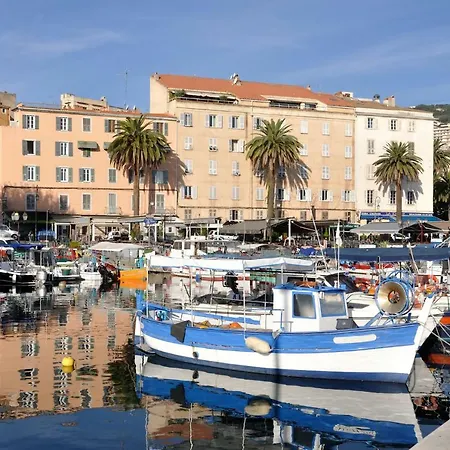 Ajaccio Centre F4 Climatise Ajaccio (Corsica)